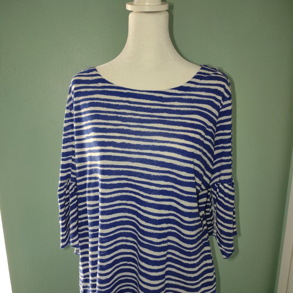 Nic+Zoe Royal Blue and white striped T-shirt. Size L
